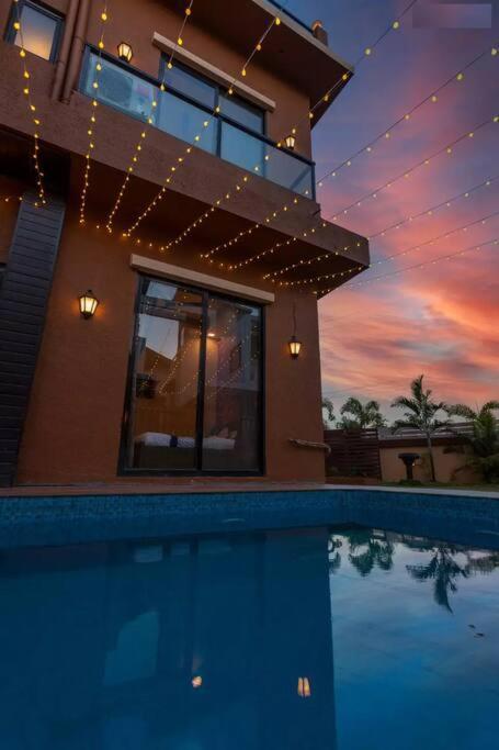 Martini Villa By Aquastay Lonavala Esterno foto